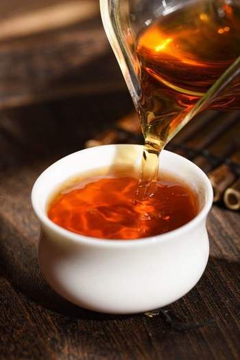 大叶种古树红茶